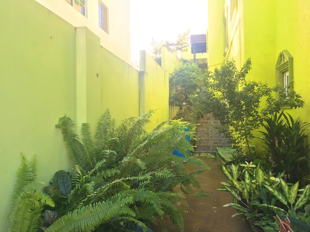 Yaad Hostel Montego Bay Luaran gambar