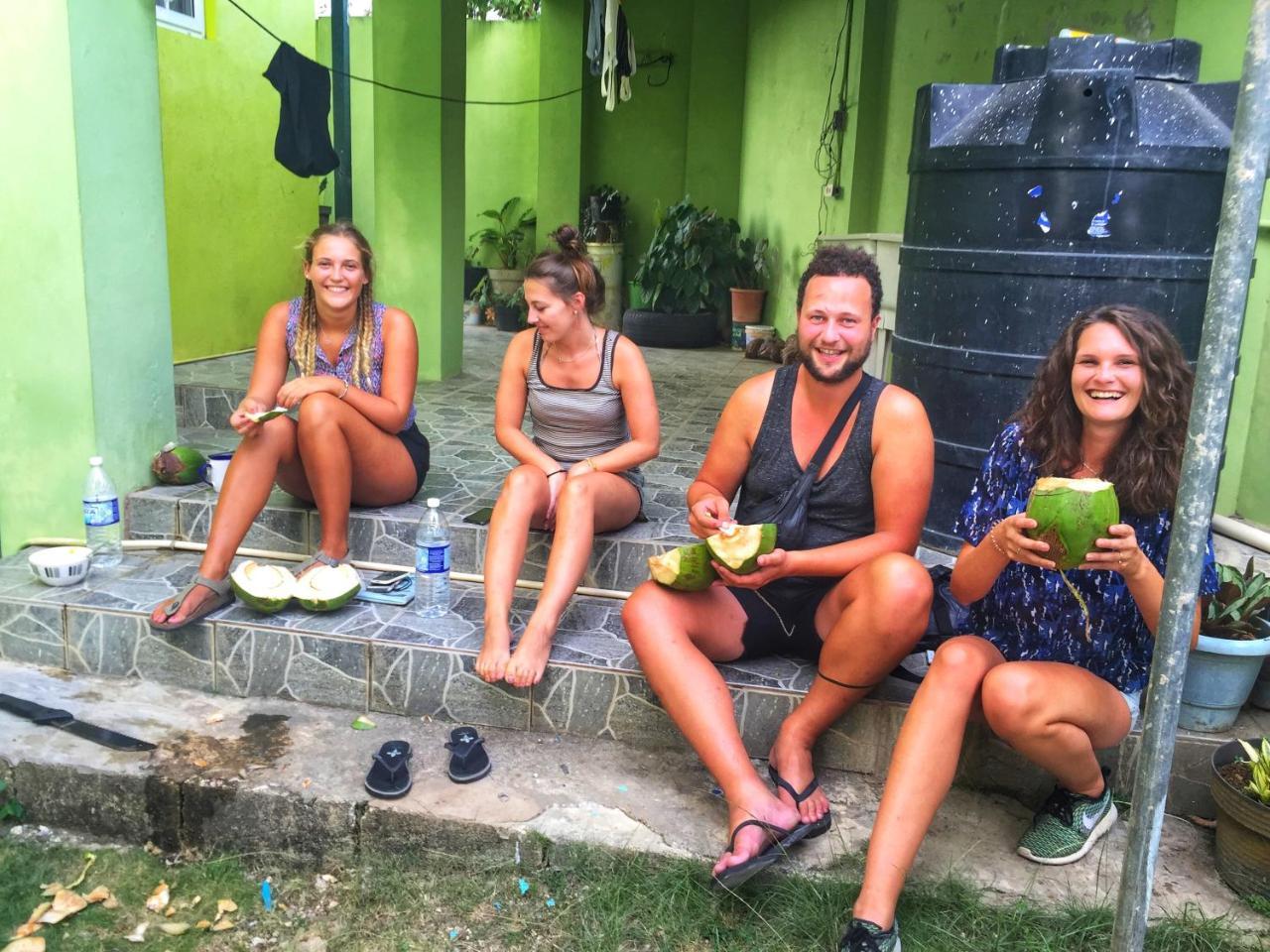 Yaad Hostel Montego Bay Luaran gambar