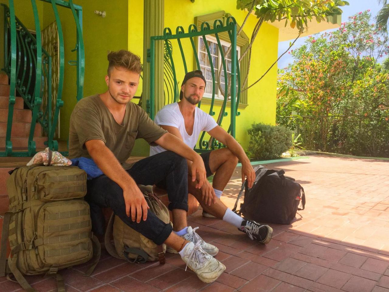 Yaad Hostel Montego Bay Luaran gambar