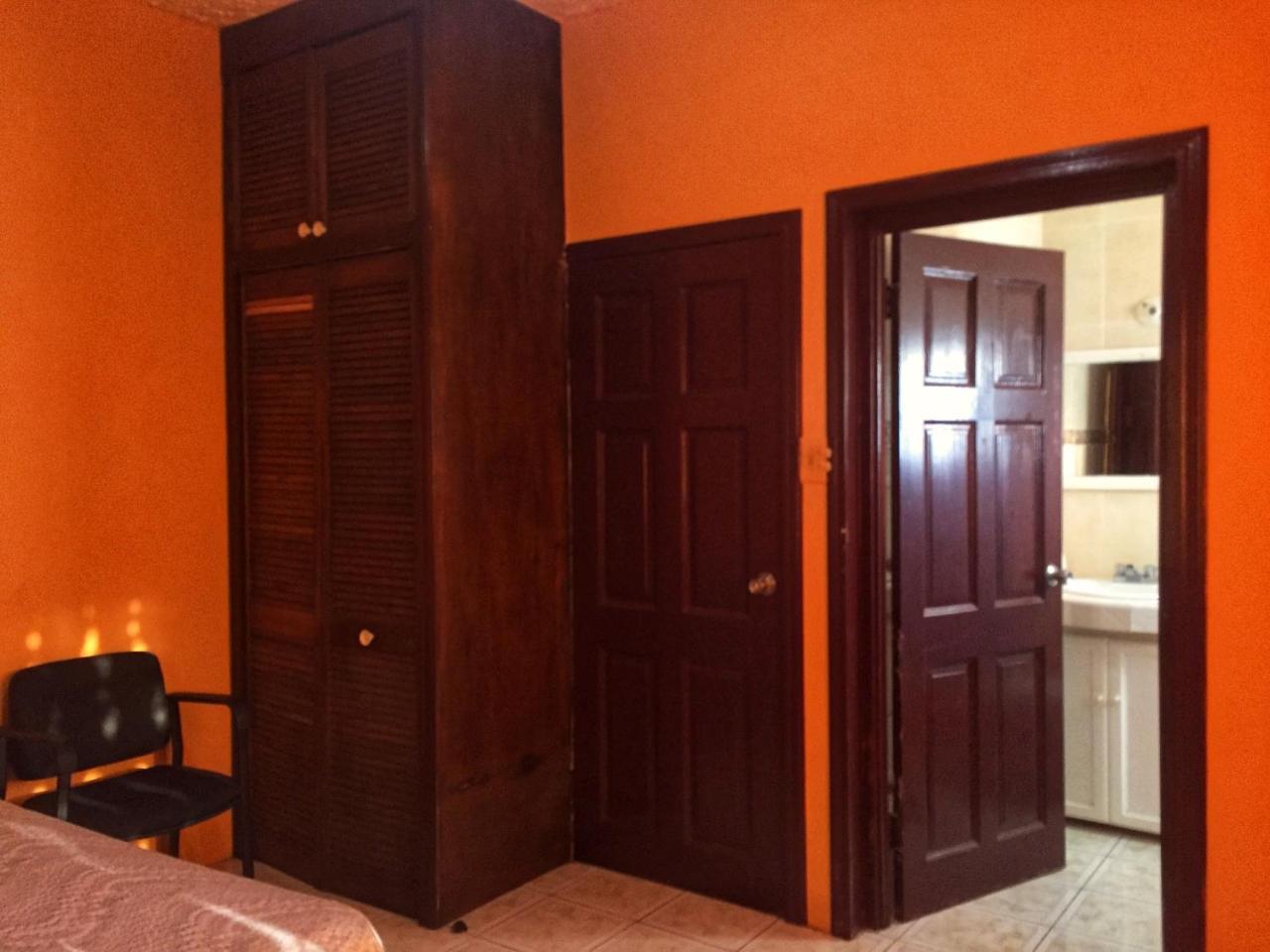 Yaad Hostel Montego Bay Bilik gambar