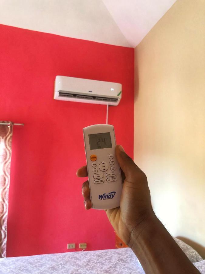 Yaad Hostel Montego Bay Luaran gambar